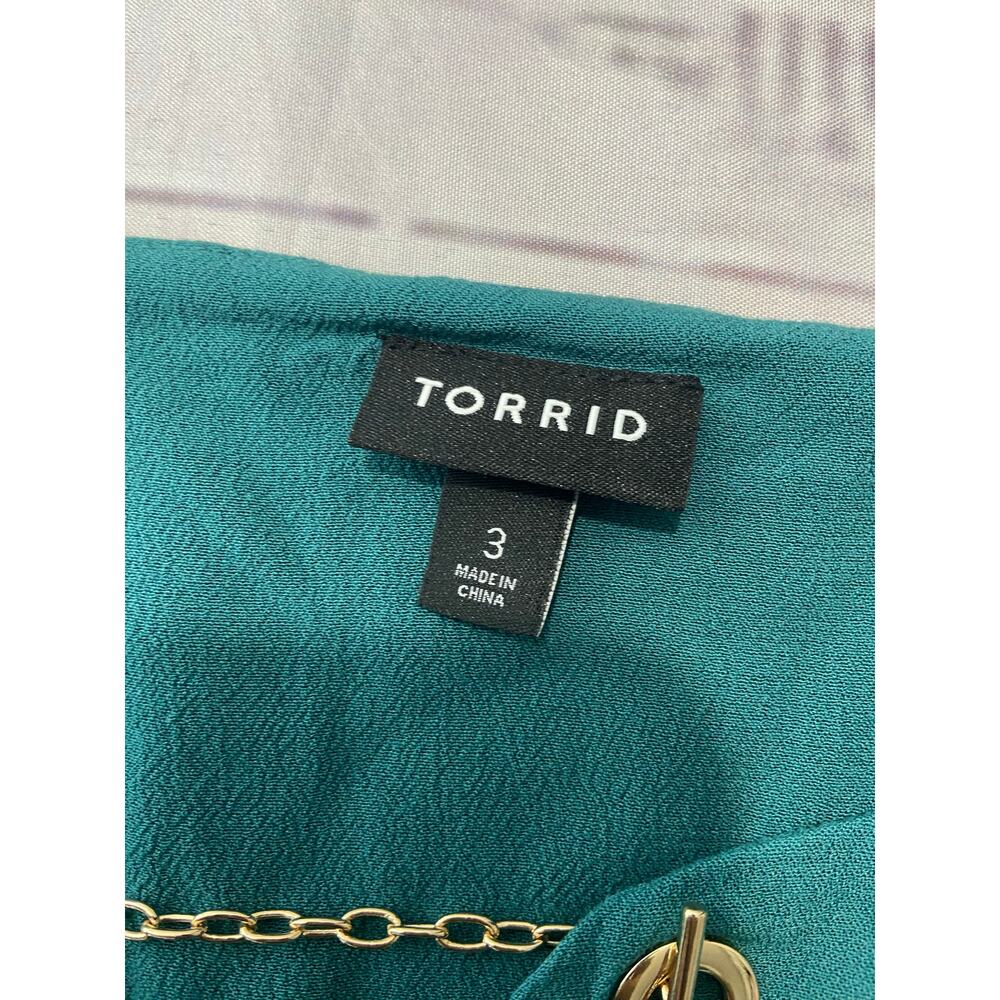 Torrid 3 Blouse Womens 3X Teal Split Neckline Chain Accent 3/4 Sleeves Rayon - Picture 3 of 12